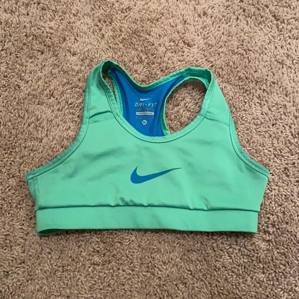 Children’s Nike dri fit sports bra size m